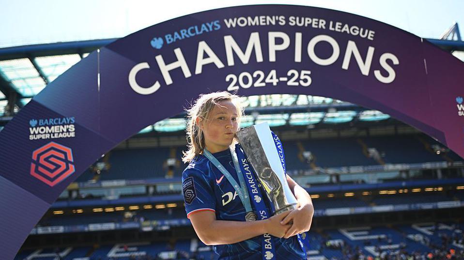 زمان شروع فصل جدید سوپر لیگ فوتبال زنان انگلیس (WSL) و جزئیات آن