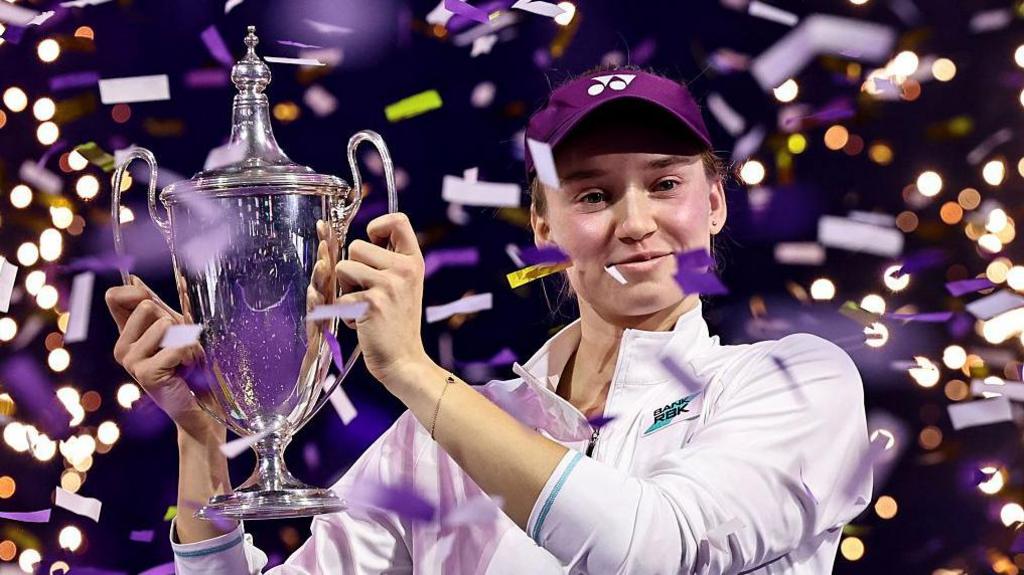 قهرمانی تاریخی ریباکینا در فینال WTA و جایزه ۴ میلیون پوندی
