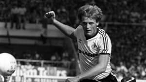 درگذشت گوردون مک‌کوئین و ارتباط دمانس با ضربه سر زدن در فوتبال