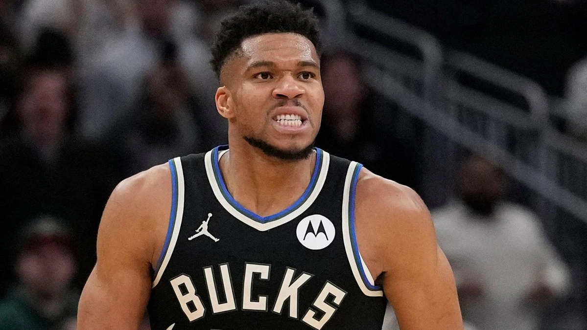 مصدومیت یانیس آنتتوکومپو و غیبت شش هفته‌ای احتمالی در بسکتبال NBA