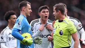 آیا VAR به ضرر فوتبال است؟ بررسی تصمیم‌‌های جنجالی و تأثیر آن بر بازی