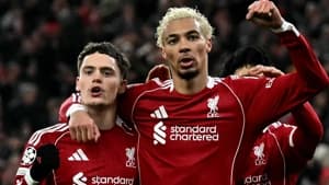 هشدار وین رونی به ایساک: نمایش‌های اکیتیکه تهدیدی جدی است