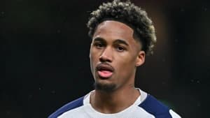 آسیب‌دیدگی شدید ویلسون ادوبر، بازیکن تاتنهام؛ پارگی رباط صلیبی و جراحی