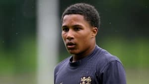 بارسلونا استعداد نوجوان نوریچ سیتی را به خدمت گرفت