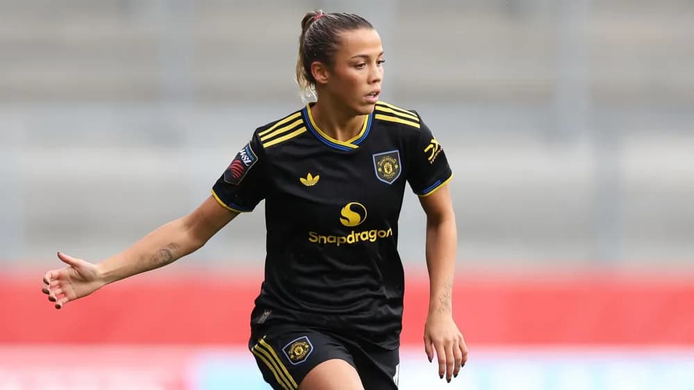 جایگزینی سلین بیزت در منچستریونایتد به دلیل بارداری