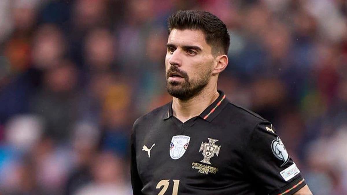 احتمال خرید بازیکن در پنجره زمستانی توسط منچستریونایتد؛ مذاکرات با روبن نوس