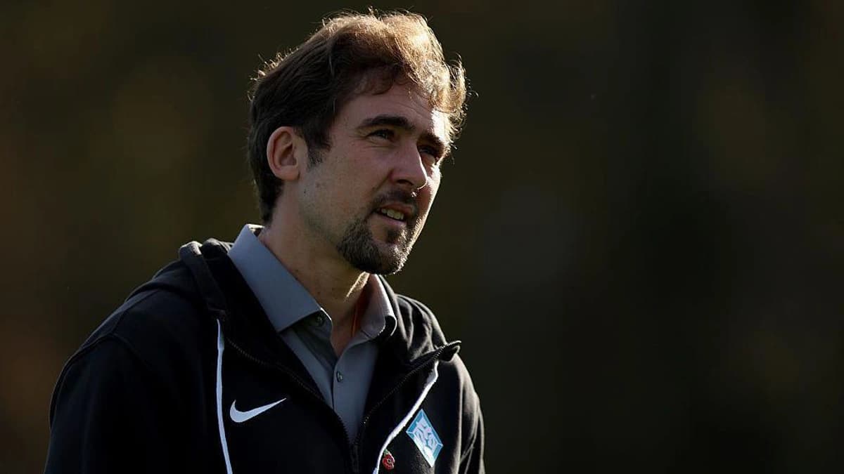 بررسی اخراج ژوسلین پرشور از لندن سیتی: آینده این تیم چگونه خواهد بود؟