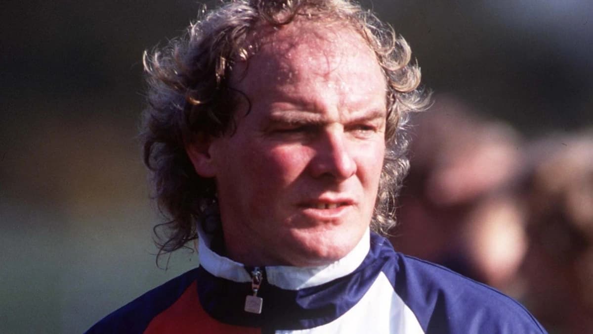 درگذشت تری یوراث، اسطوره فوتبال ولز؛ وداع با یک رهبر بی‌همتا