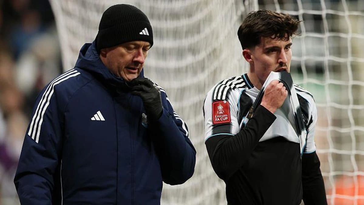 مصدومیت لیورامنتو و دغدغه‌های دفاعی نیوکاسل