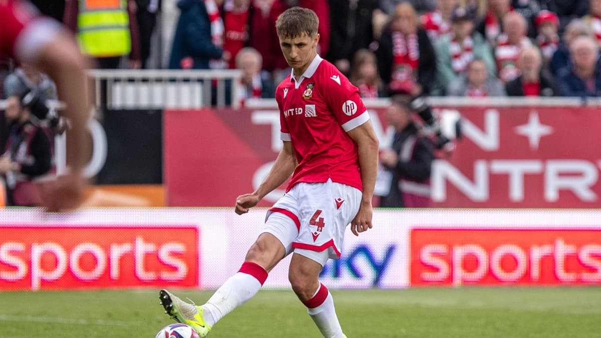 صعود استثنایی مکس کلوورث؛ از لیگ ملی تا آستانه لیگ برتر