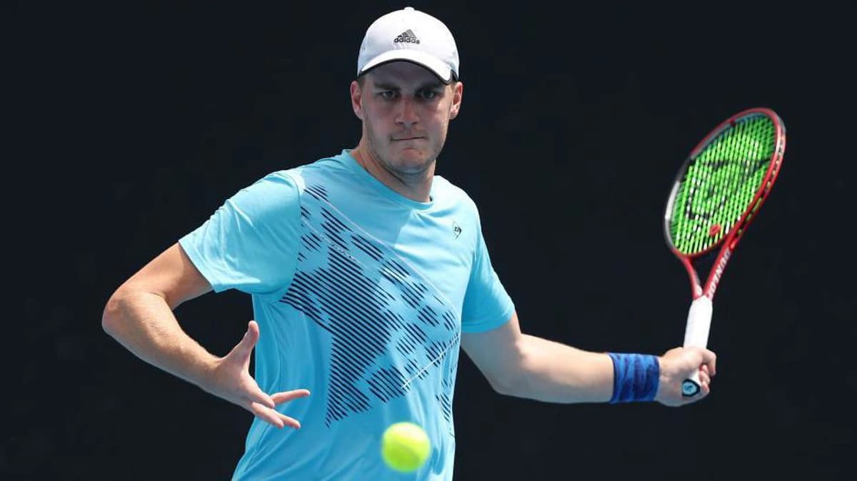 فرار هنری پتن از دبی در میان حملات موشکی: روایت یک هفته پرتنش برای قهرمان تنیس