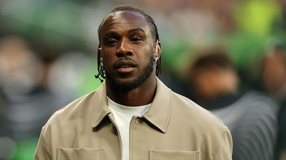 وستهم برای تصمیم‌گیری درباره آینده آنتونیو صبر می‌کند