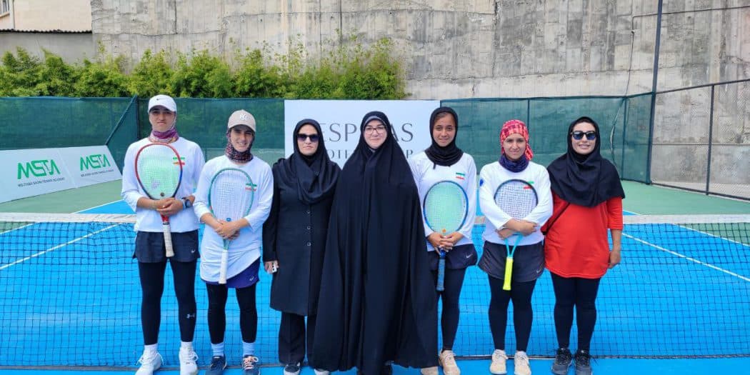 بازدید معاون توسعه ورزش بانوان از تمرین تیم ملی تنیس بانوان ایران