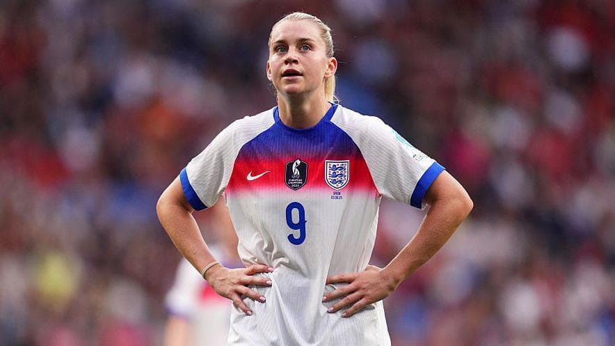 دوری شیرزن‌های انگلیسی از شبکه‌های اجتماعی برای حفظ آرامش در یورو ۲۰۲۵