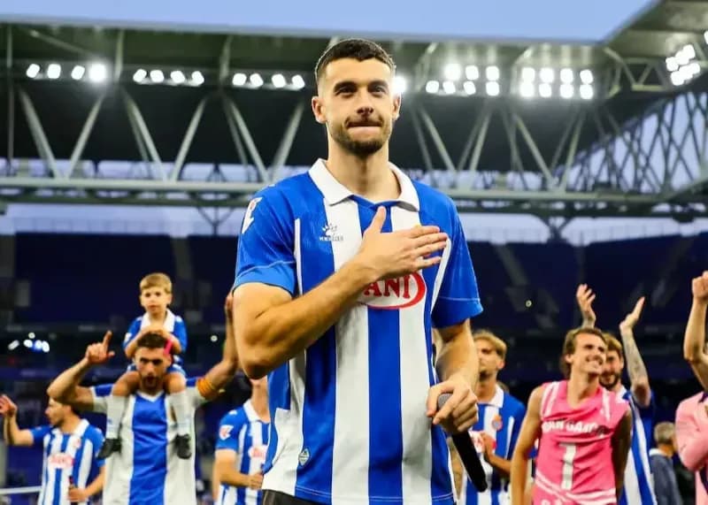 خداحافظی احساسی خوان گارسیا از اسپانیول و پیوستن به بارسلونا