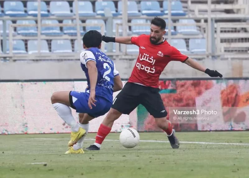 علاقه ساپینتو به جذب محمد قنبری؛ وینگر گلزن تراکتور، گزینه استقلال برای فصل جدید