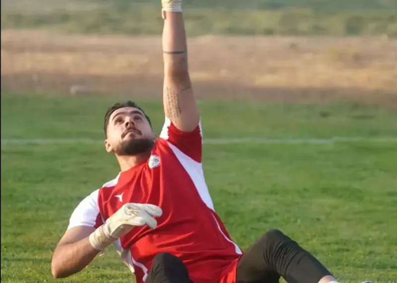 تمدید قرارداد پارسا جعفری و آرامش حدادی‌فر در ذوب‌آهن