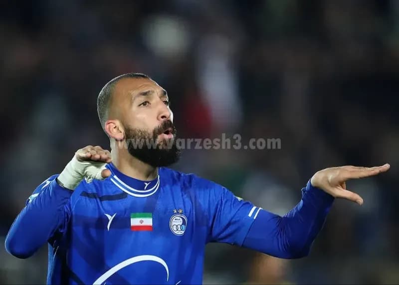 واکنش روزبه چشمی به شایعه جدایی از استقلال؛ قلب آبی همچنان در تهران