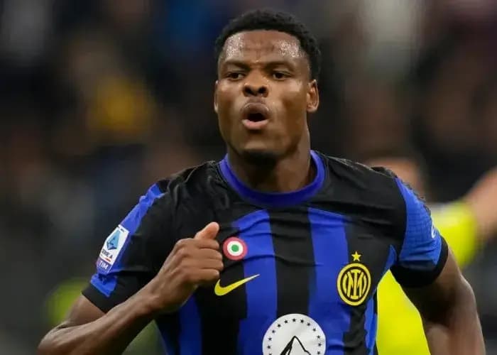 بارسلونا قید خرید دنزل دومفریس را زد