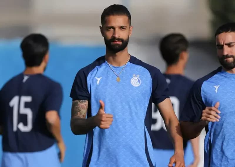 حضور خبرساز آرمین سهرابیان، مدافع سرباز استقلال در تست‌های ایفمارک