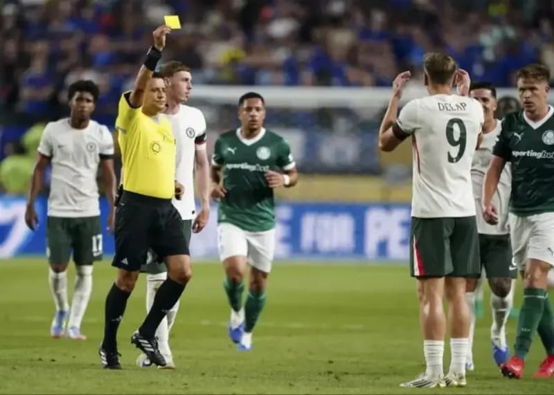 پاک شدن کارت‌های زرد بازیکنان تا قبل از فینال جام جهانی باشگاه‌ها