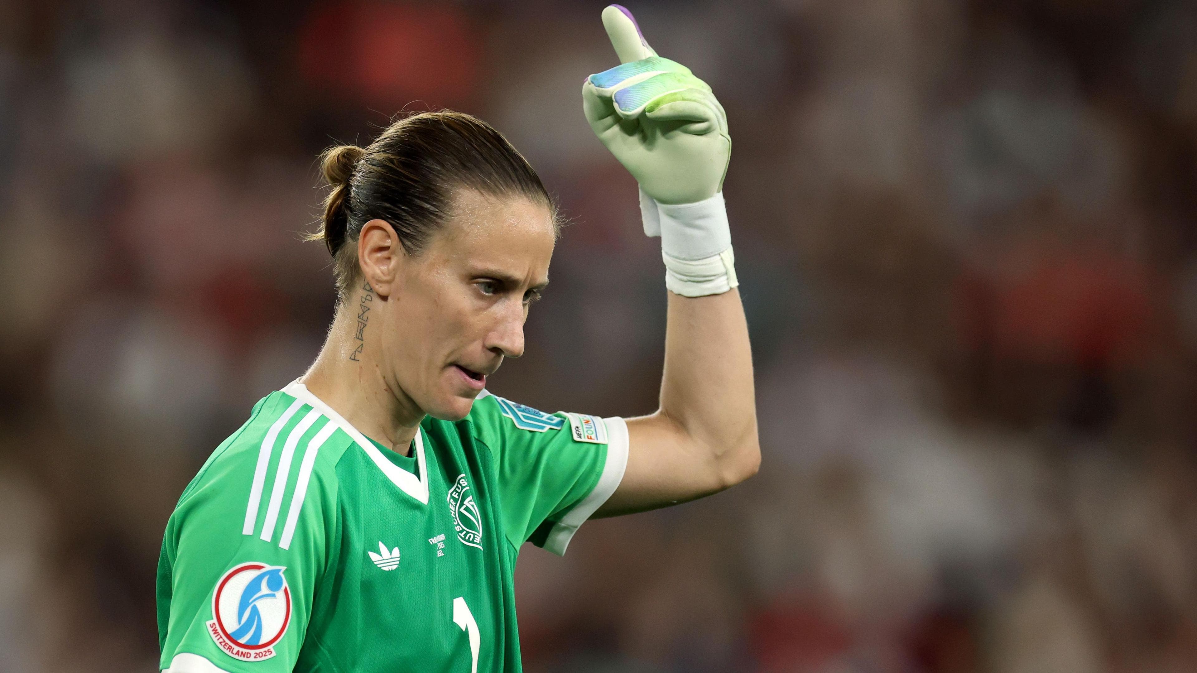 سفر شگفت‌انگیز برگِر: از مبارزه با سرطان تا قهرمان پنالتی‌ها