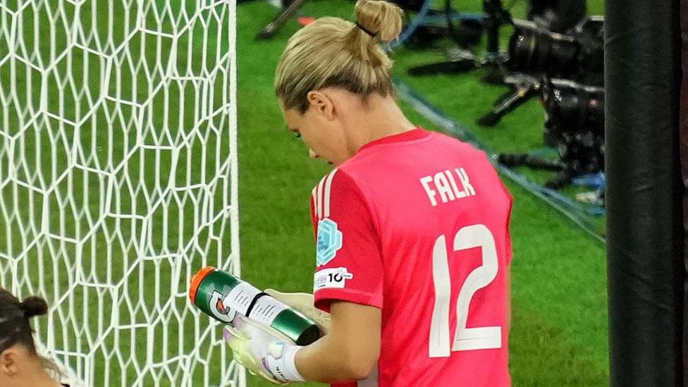 چرا پنالتی‌ها در یورو ۲۰۲۵ بیش‌تر از همیشه از دست می‌روند؟ فشار و دروازه‌بان‌های بهتر!