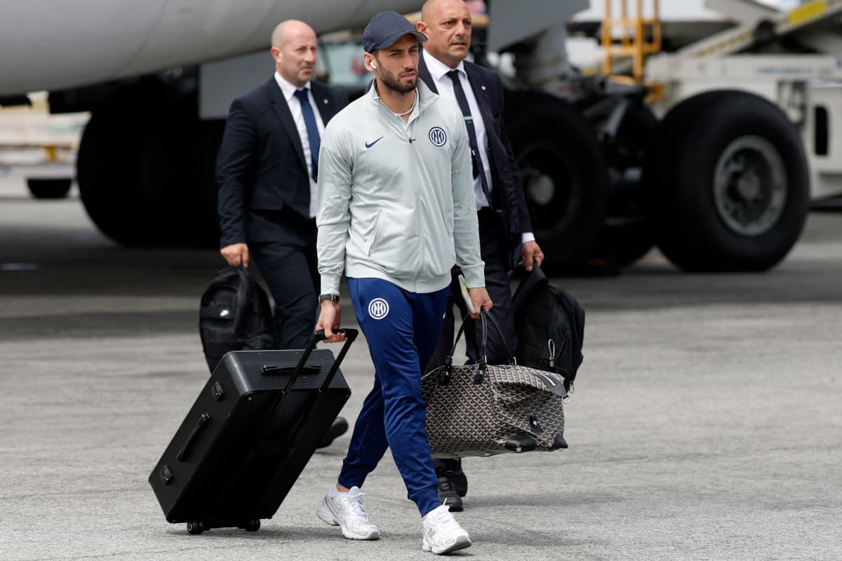 واکنش مدیر برنامه‌های هاکان چالهان‌اوغلو به شایعات انتقال به فنرباغچه و گالاتاسرای