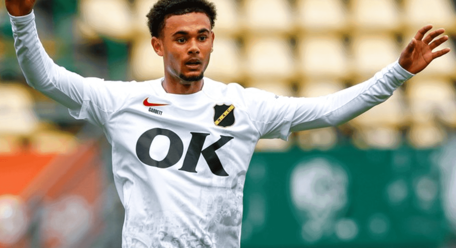 حضور برادر کوچک‌تر زیرکزی در آزمون باشگاه اندرلخت