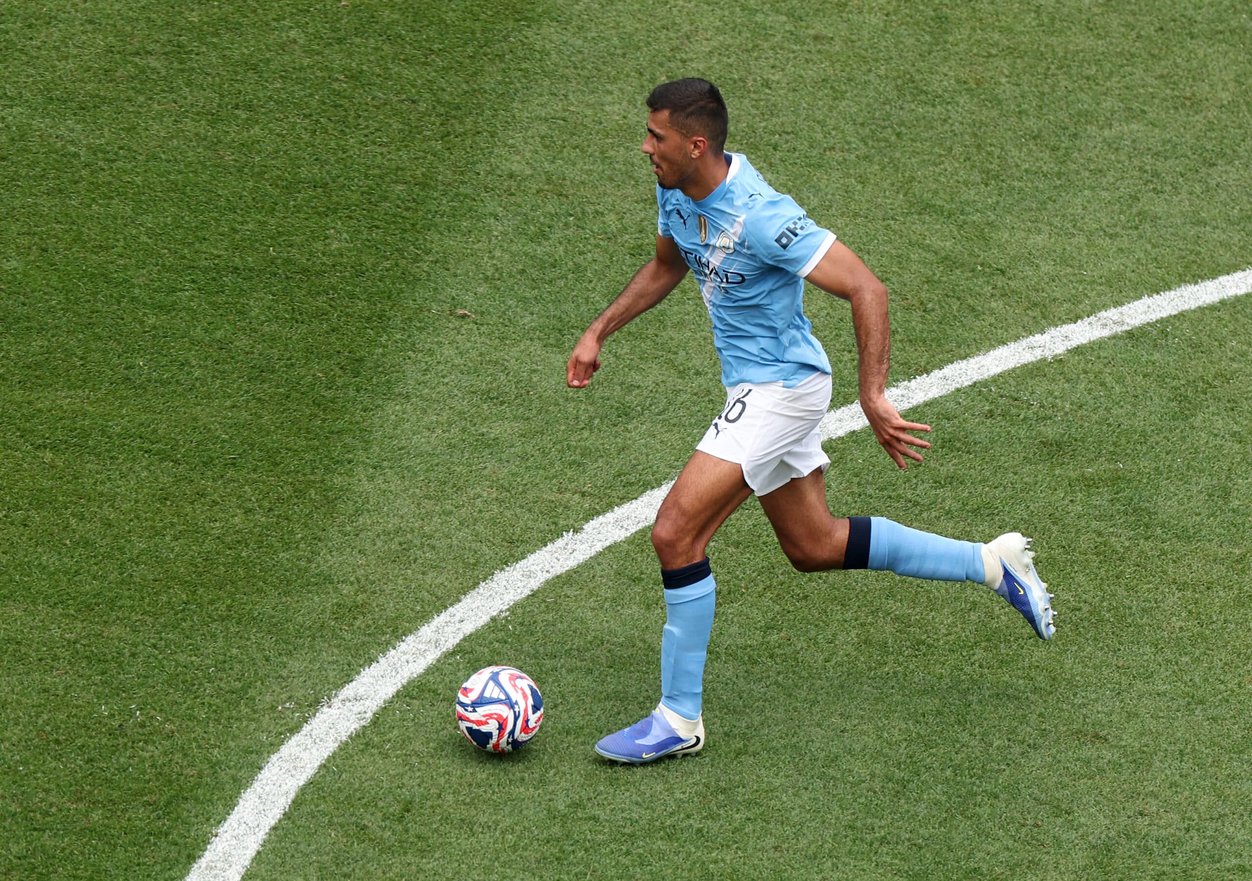 واکنش رئال مادرید به حضور رودری از منچسترسیتی: آیا خرید مناسبی برای تابستان است؟