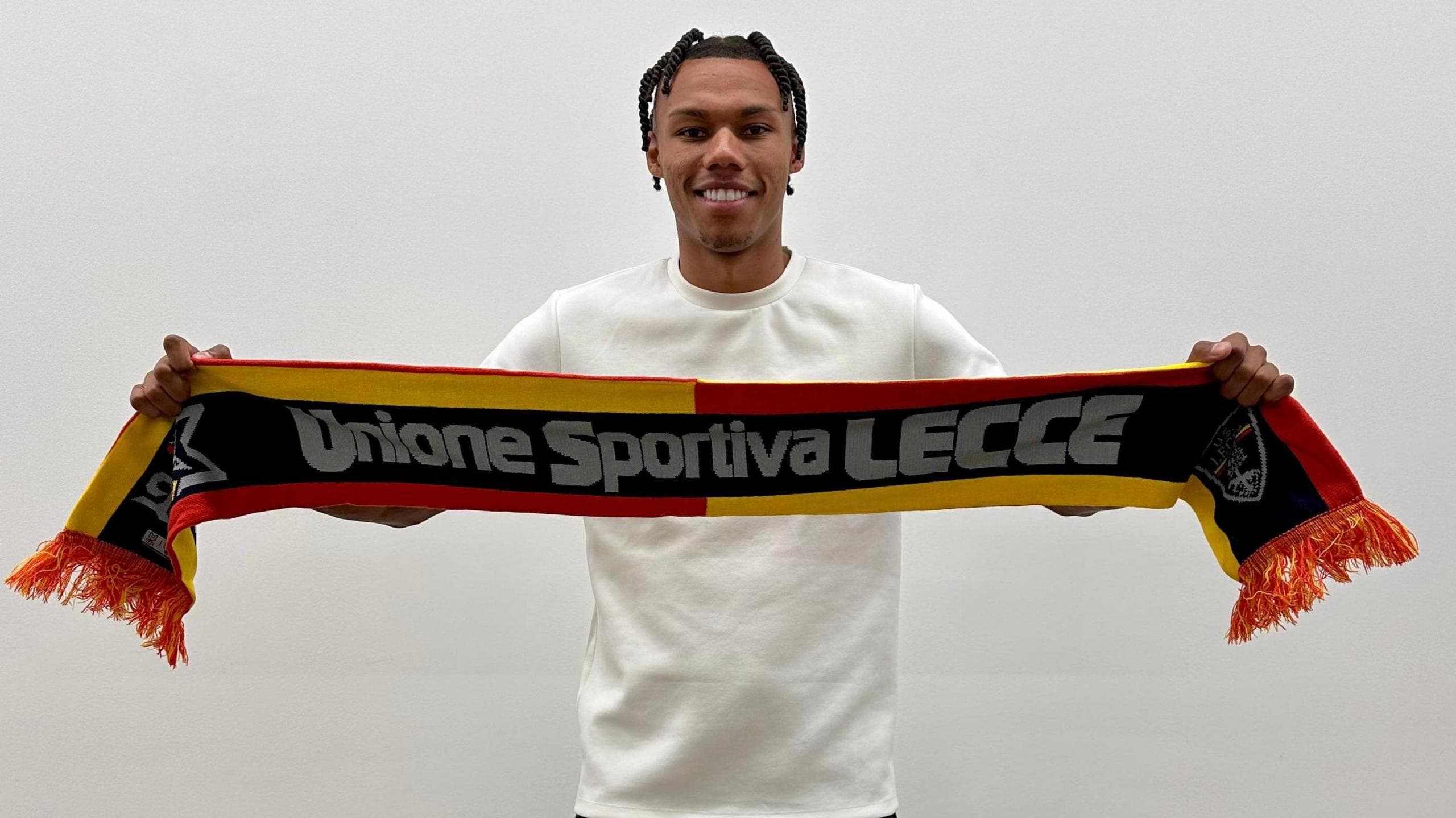 مدافع کیلمرناک، کُری ندابا در آستانه انتقال به لچه ایتالیا