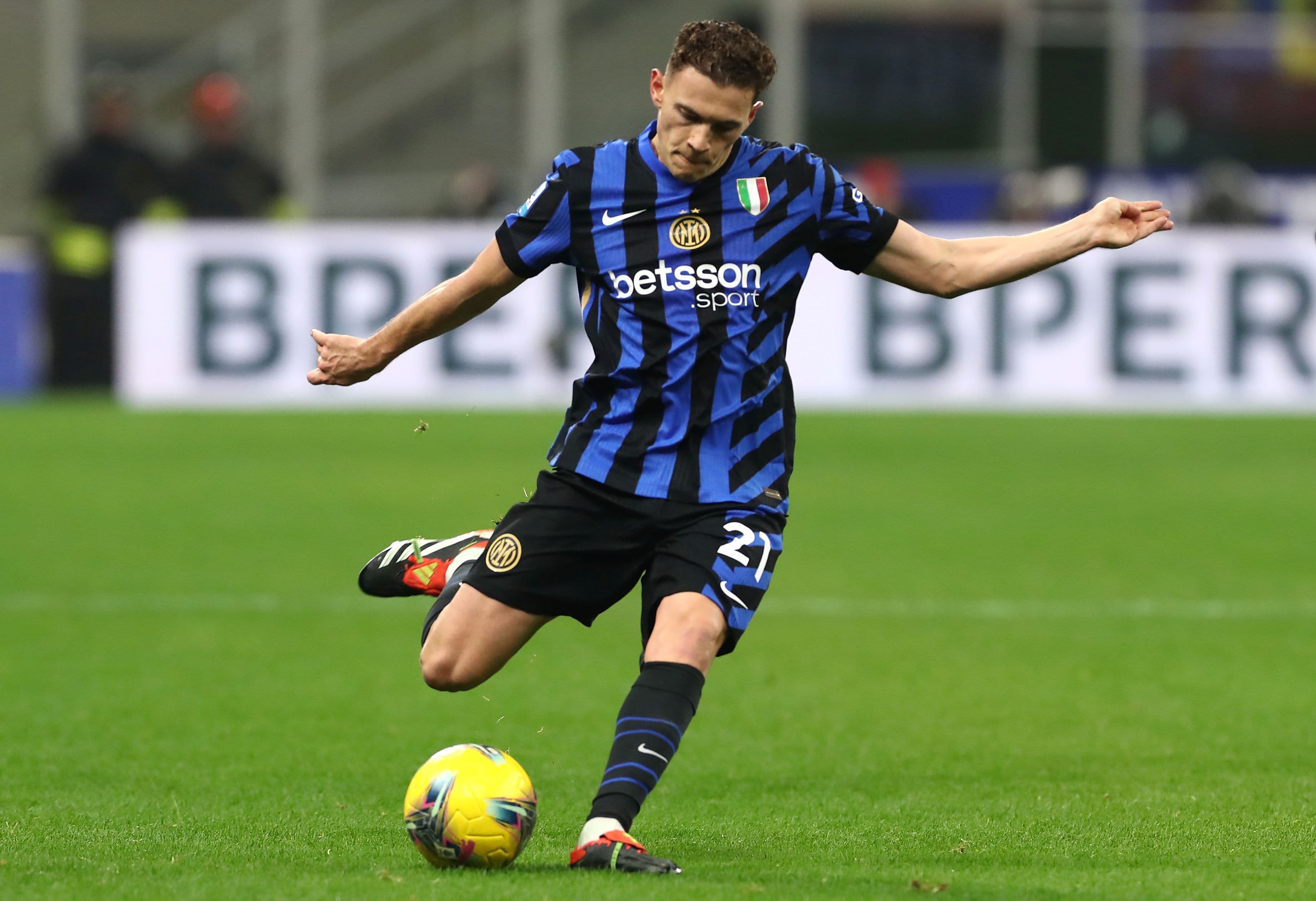 دعوای نقل و انتقالاتی اینترمیلان با ستاره آلبانیایی؛ پیشنهاد رئال بتیس رد شد