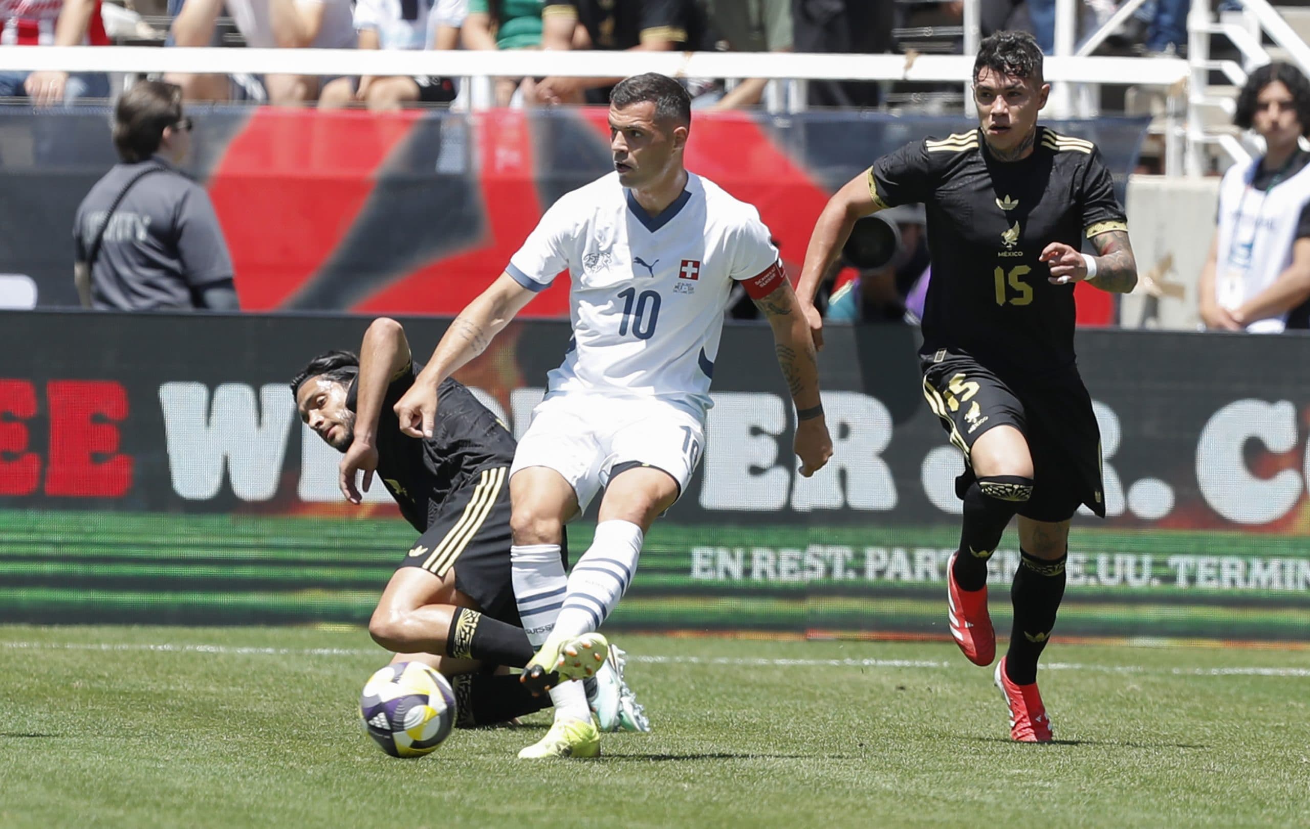 تلاش ساندرلند برای جذب گرانیت ژاکا از بایرلورکوزن