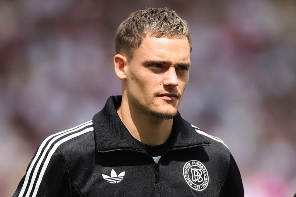 افزونه‌ها در نقل و انتقالات فوتبال چگونه کار می‌کنند؟