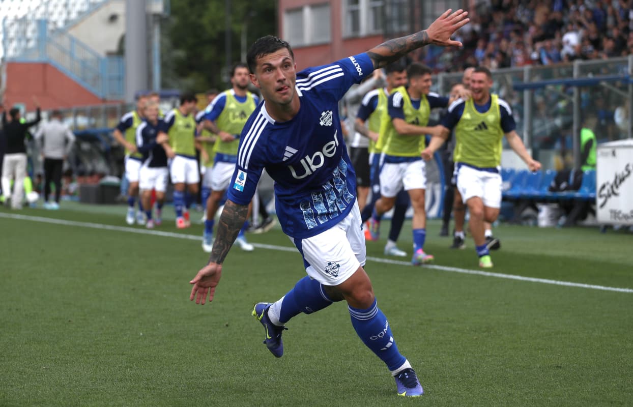 انتقال گابریل استرفزا به المپیاکوس با مبلغ ۸ میلیون یورو قطعی شد