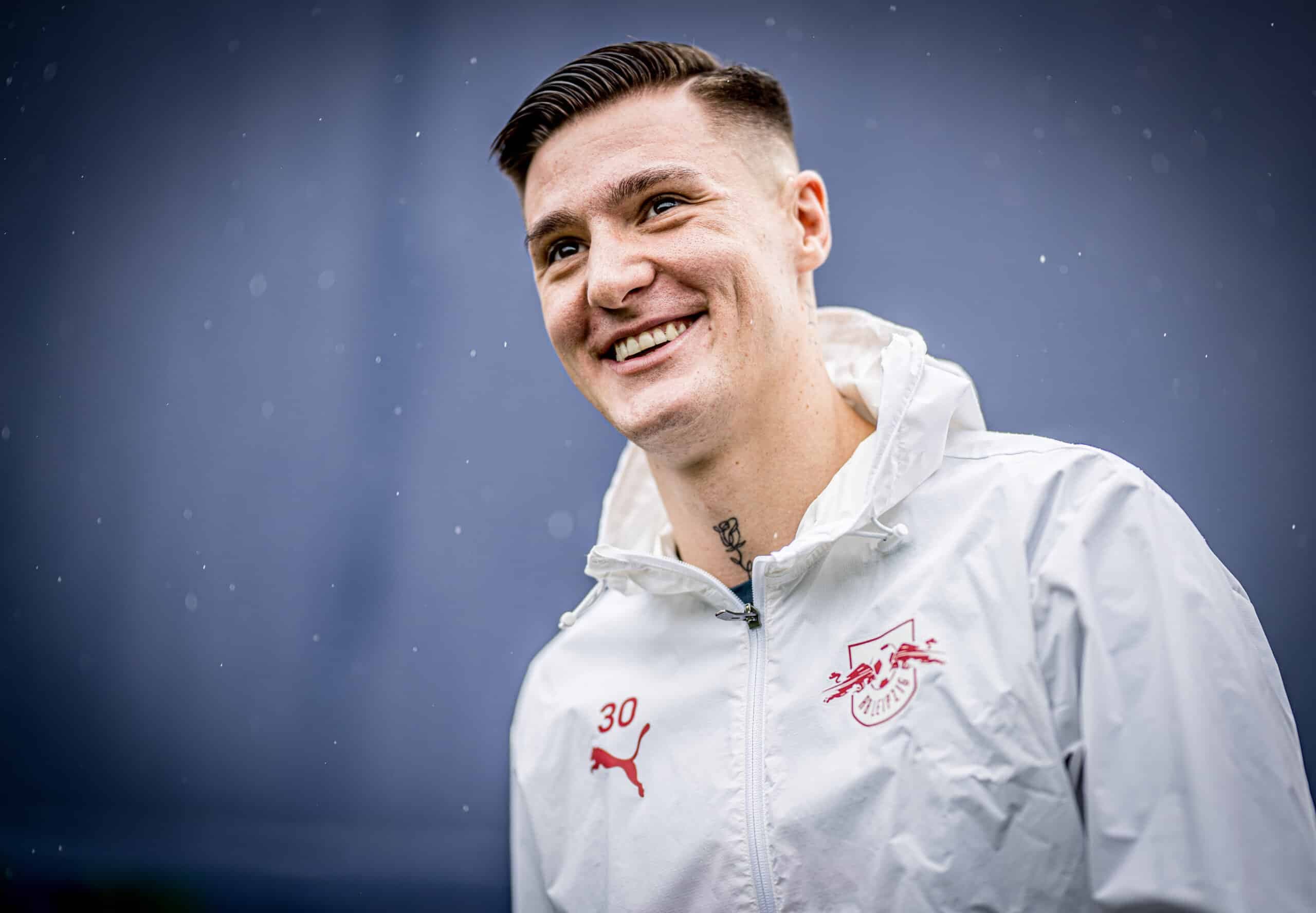 رقابت منچستریونایتد و نیوکاسل برای جذب بنجامین سسکو؛ انتقالی سرنوشت‌ساز؟