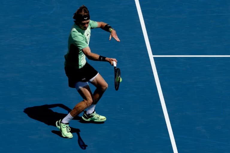 پیروزی سخت روبلف و تیافو و صعود به دور چهارم مسترز کانادا