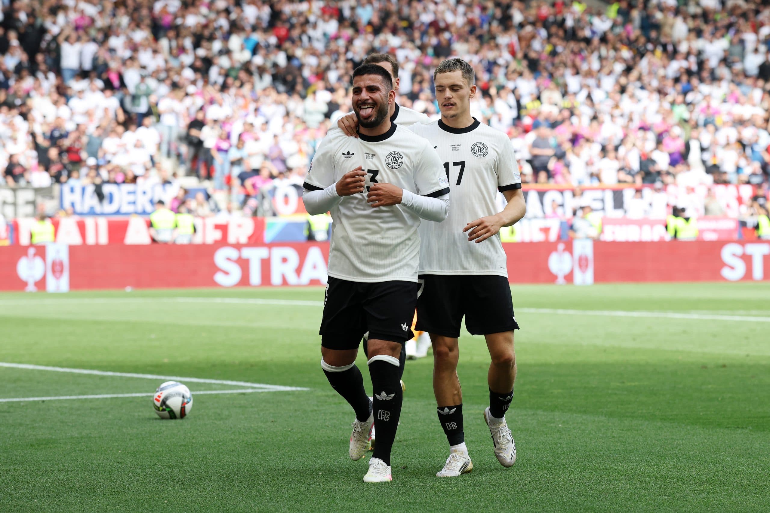 اظهارات دنیز اونداو درباره آینده نیک وولتماده و شایعات بایرن مونیخ