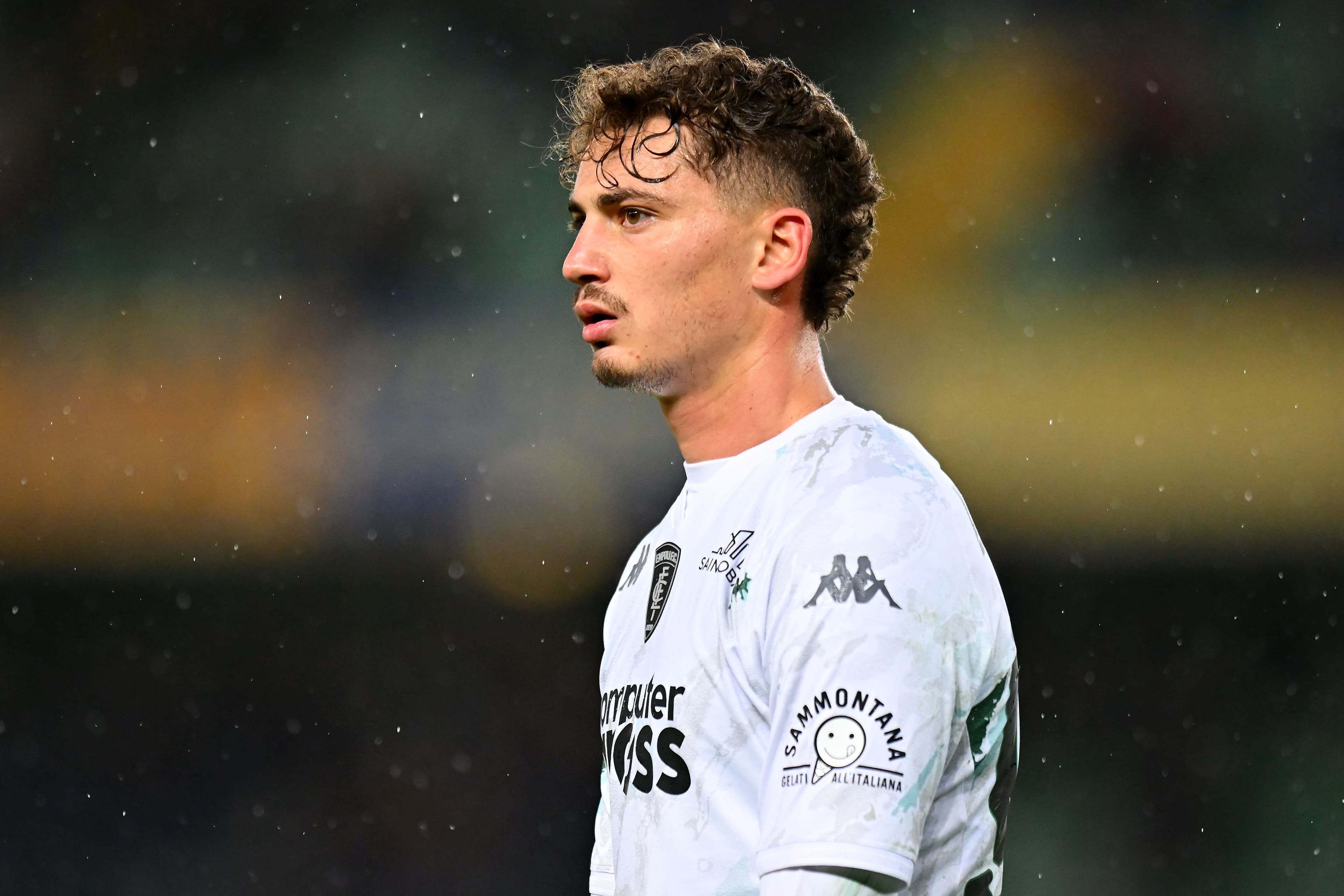 کالیاری در تلاش برای نهایی کردن انتقال سباستیانو اسپوزیتو از اینتر میلان