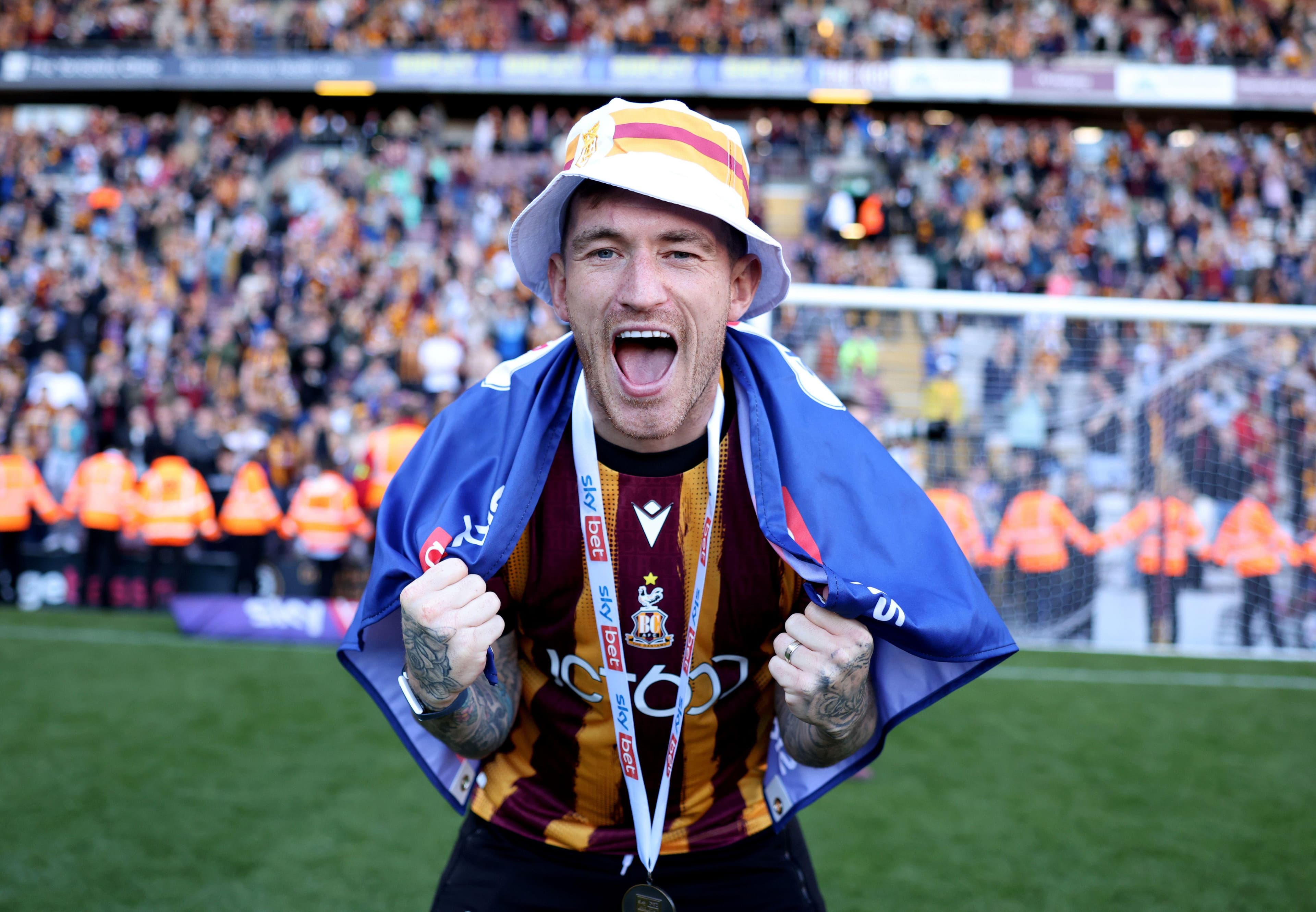 بازگشت اندی کوک به میادین فوتبال؛ هواداران بردفورد سیتی صبور باشند