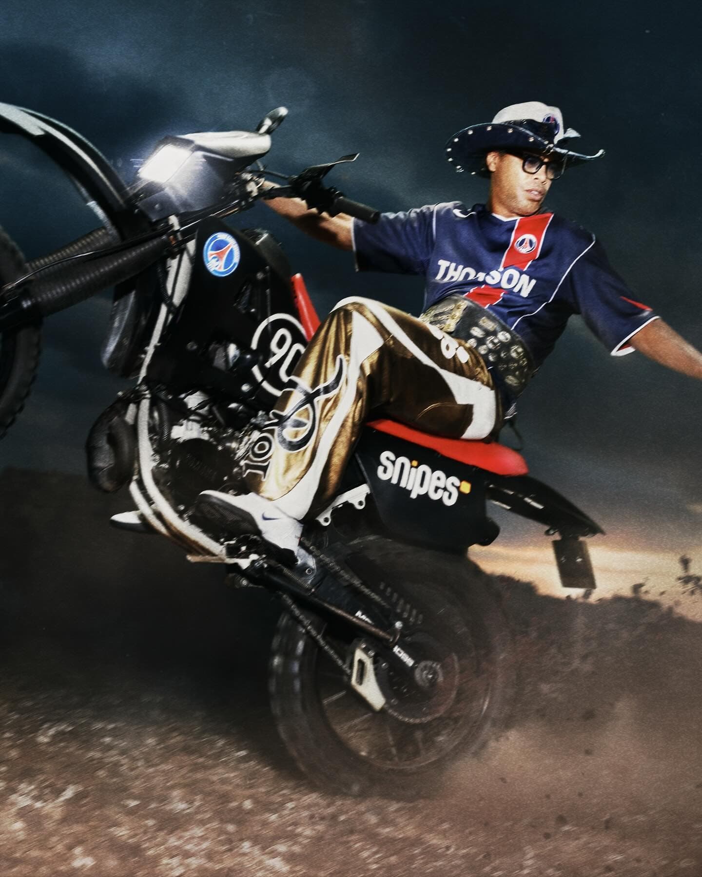 اخبار کیت تیم‌ها در این هفته؛ از بازگشت لباس کلاسیک PSG تا معرفی لباس سوم رئال و آرسنال