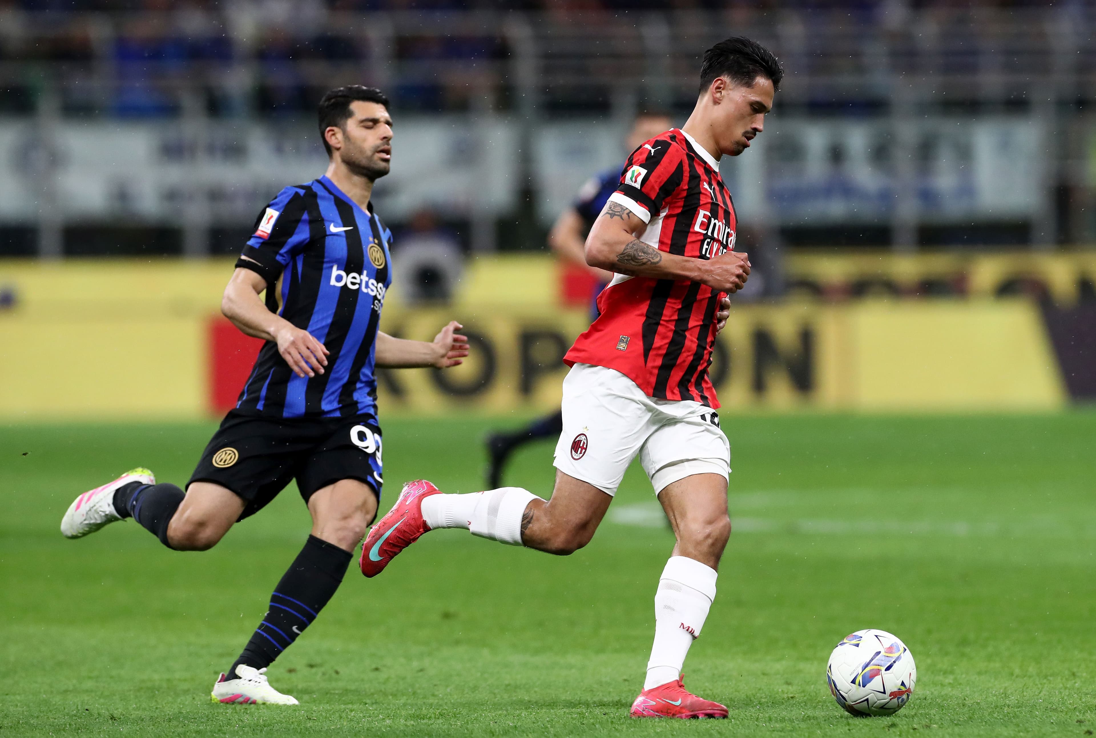 بدون پیشنهاد قطعی برای مهدی طارمی در اینتر میلان؛ علاقه‌مندان زیاد اما بی نتیجه