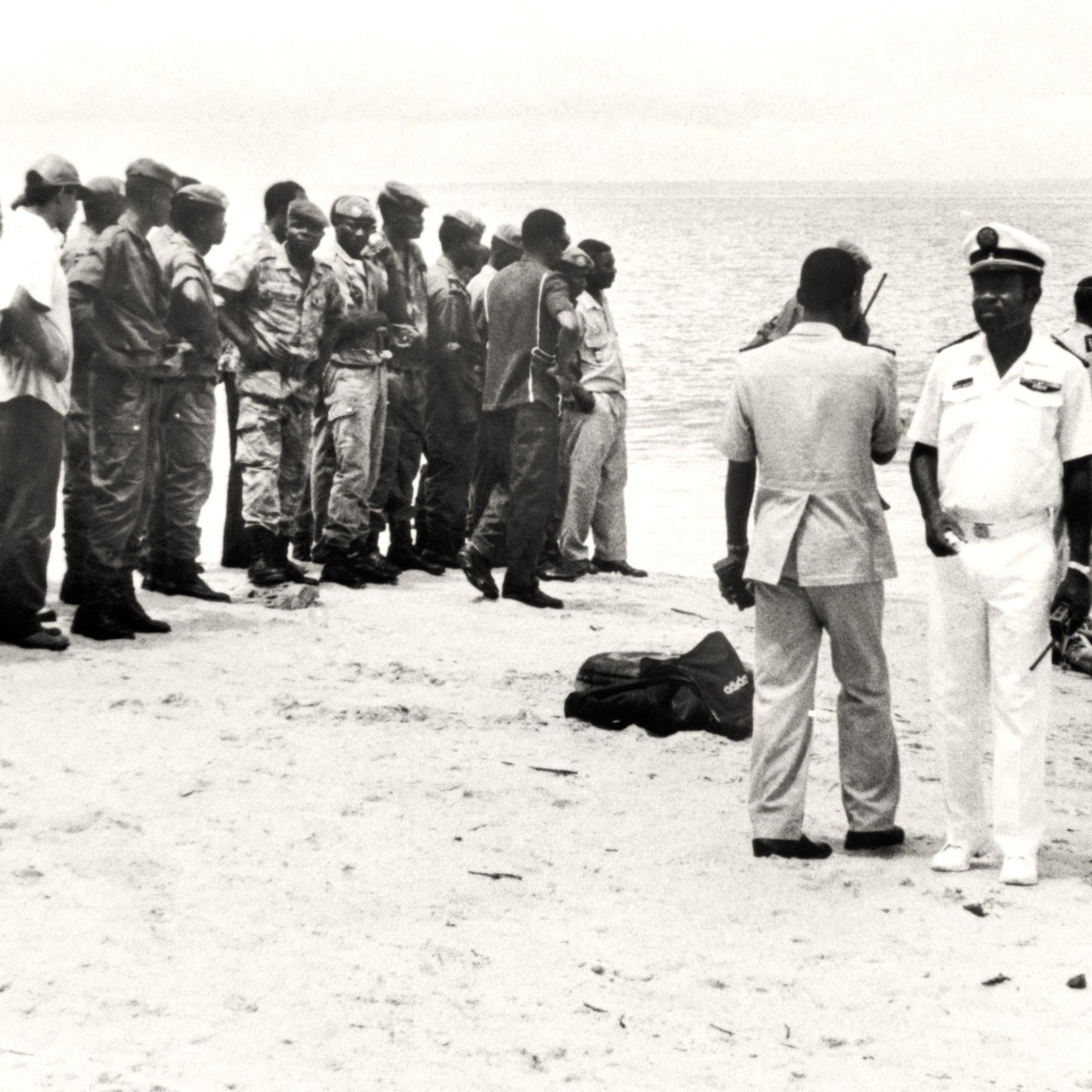 سقوط هوایی و نسل فراموش‌شده؛ پیروزی شگفت‌انگیز یک تیم ملی فوتبال