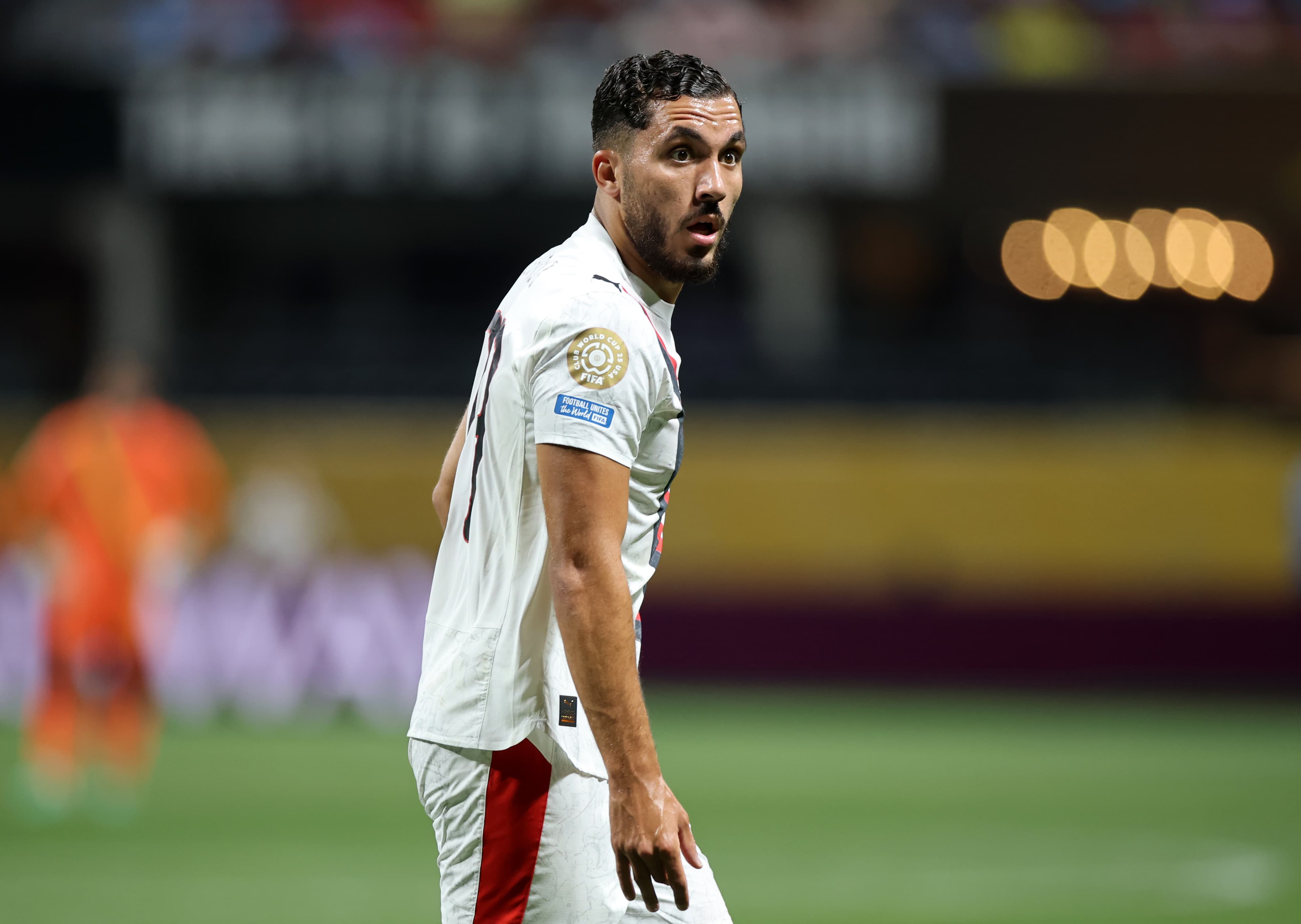 رایان چرکی شماره ۱۰ جدید منچسترسیتی شد