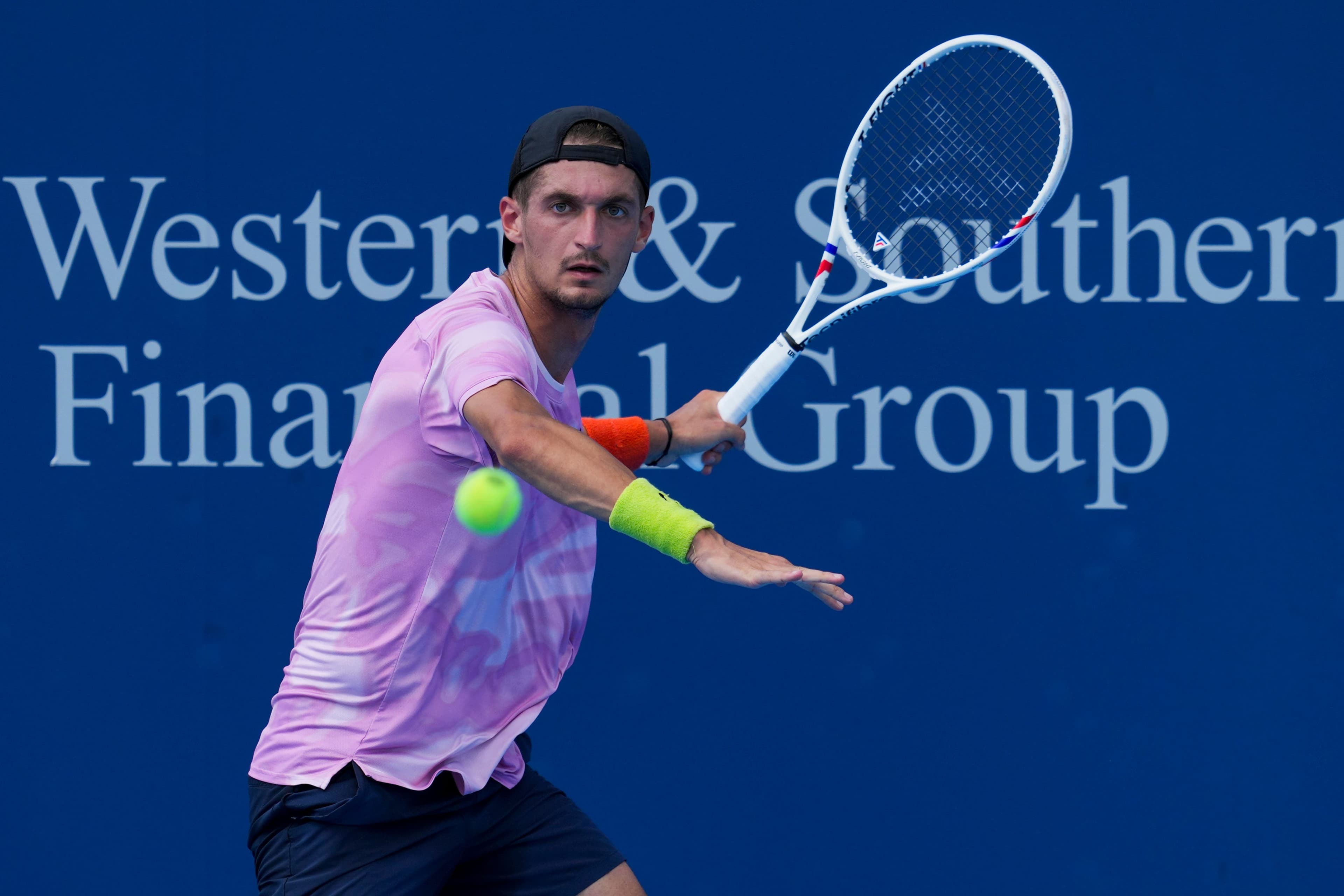 شگفتی‌سازی ترنس آتمان در مسترز سینسیناتی؛ شکست دو حریف تاپ ۱۰ و صعود به نیمه‌نهایی