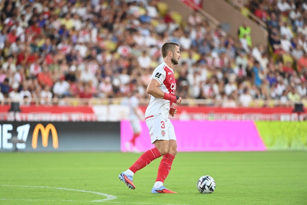 عملکرد بازیکنان موناکو در پیروزی ۳-۱ مقابل لو آور؛ گلزنی اریک دایر در اولین بازی