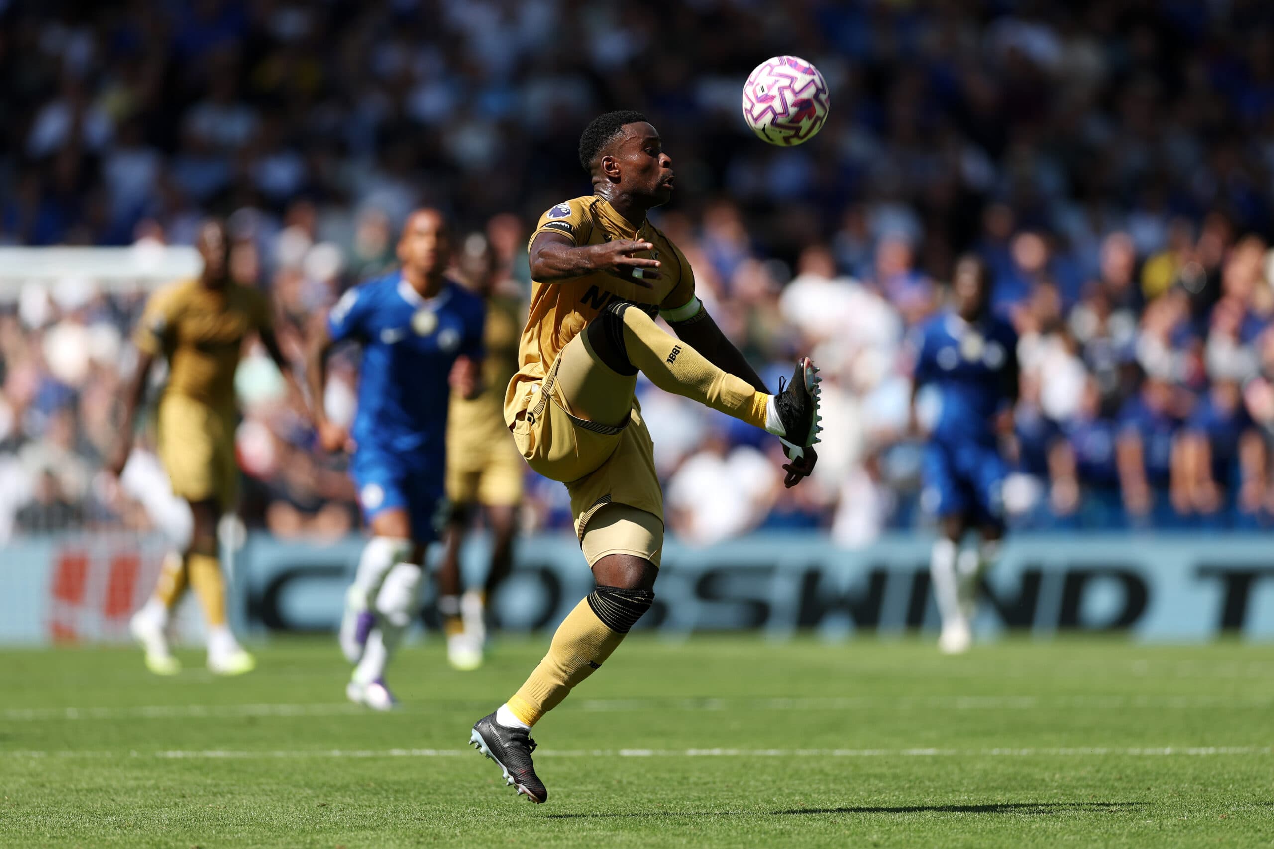 به‌روزرسانی درباره علاقه لیورپول به جذب مدافع کریستال پالاس؛ تصمیم آرن اسلات چه باید باشد؟