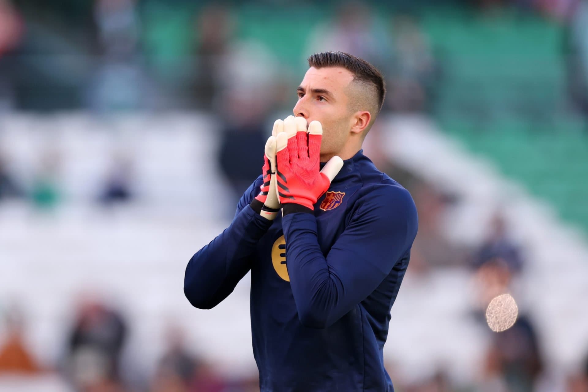 سرد شدن علاقه سلتاویگو به جذب اینیاکی پنا، دروازه‌بان بارسلونا