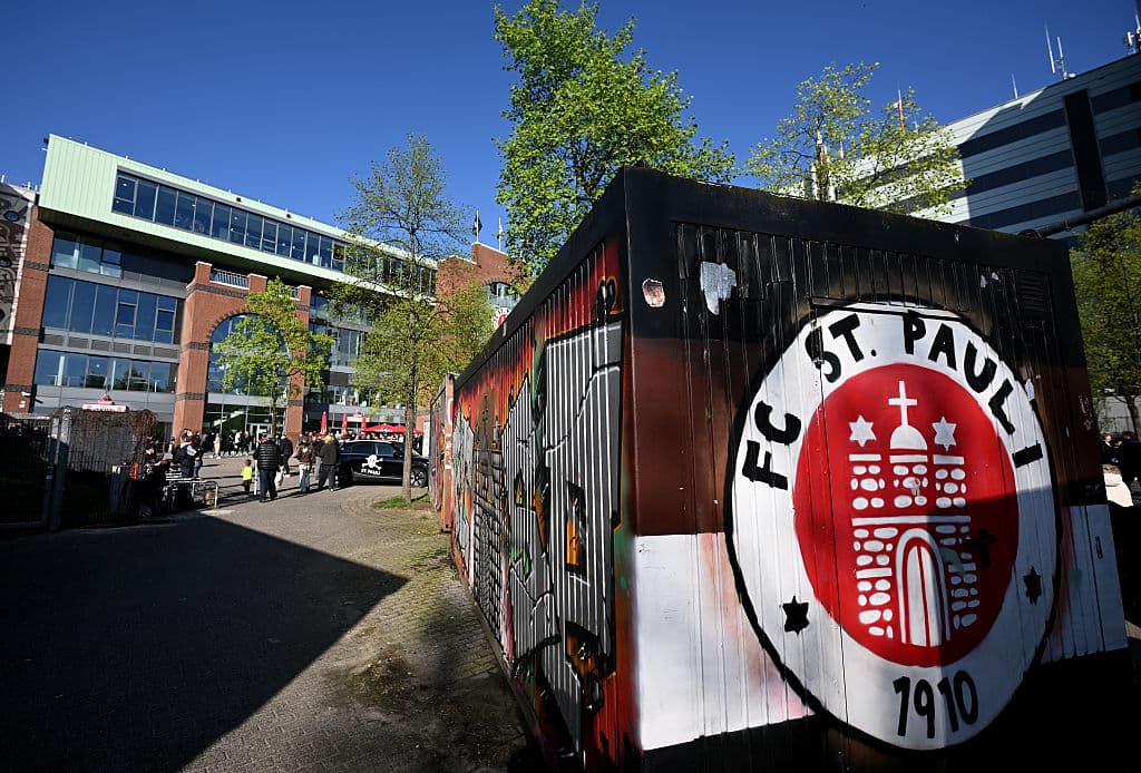 ترکیب اصلی سنت پائولی و بروسیا دورتموند در آغاز فصل جدید بوندسلیگا