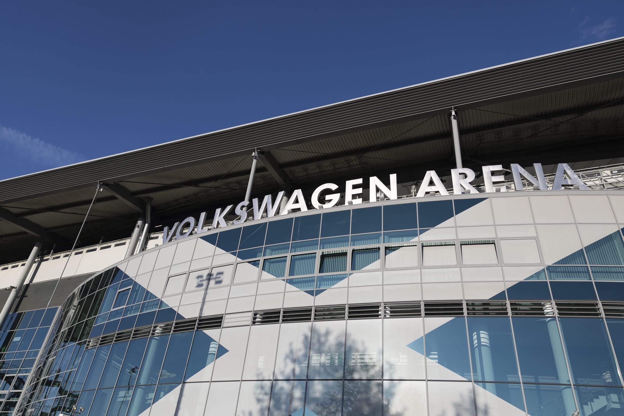 مذاکرات پیشرفته وولفسبورگ برای جذب سائِل کومبدی از لیون